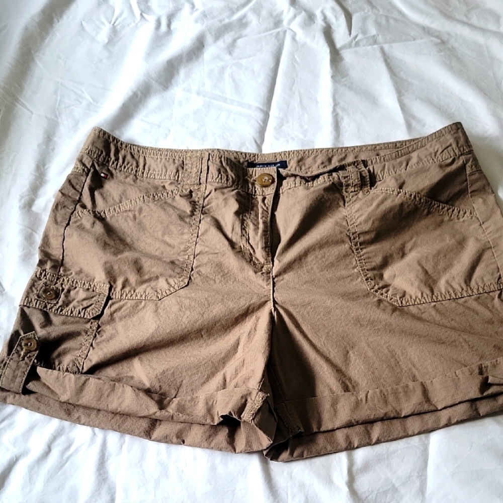 Tommy Hilfiger 100% Cotton Khaki Shorts Women's 16